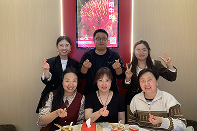 Zuréck op d'Aarbecht: Fuerschung vu Waasserbehandlungsléisungen no de Vakanzen